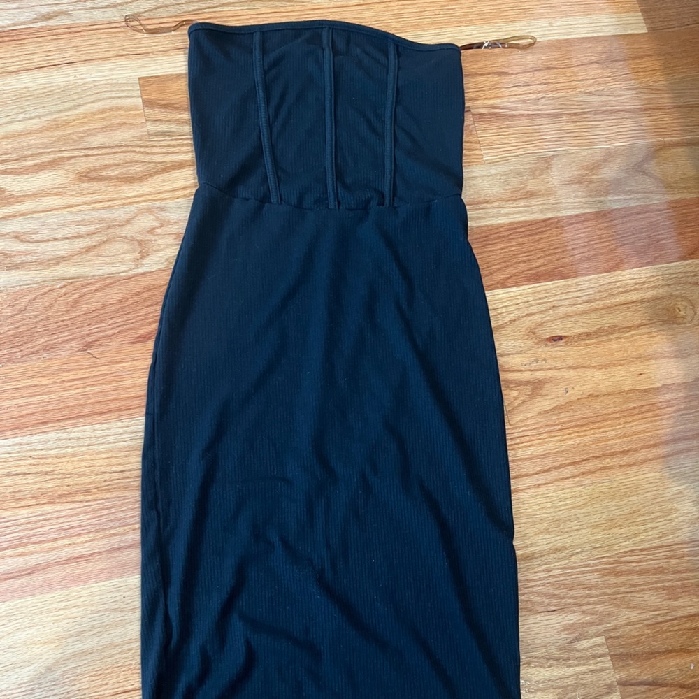 Black stretchy dress